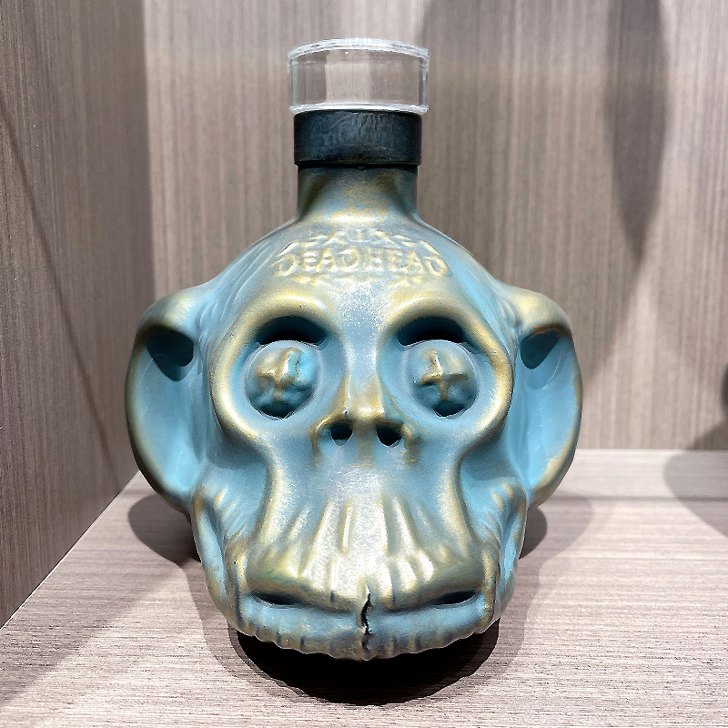 rhum deadhead glass in ceramic