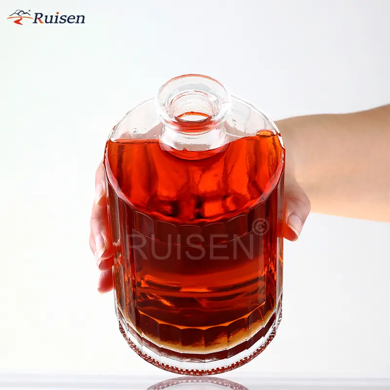 Clear-Embossing-Glass-Bottle